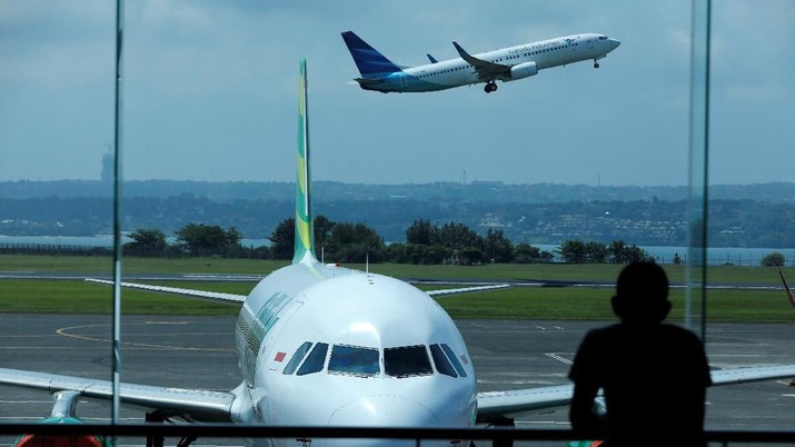 Bali Dibuka Lagi, Penerbangan Belum Ada Tanda-Tanda Pulih